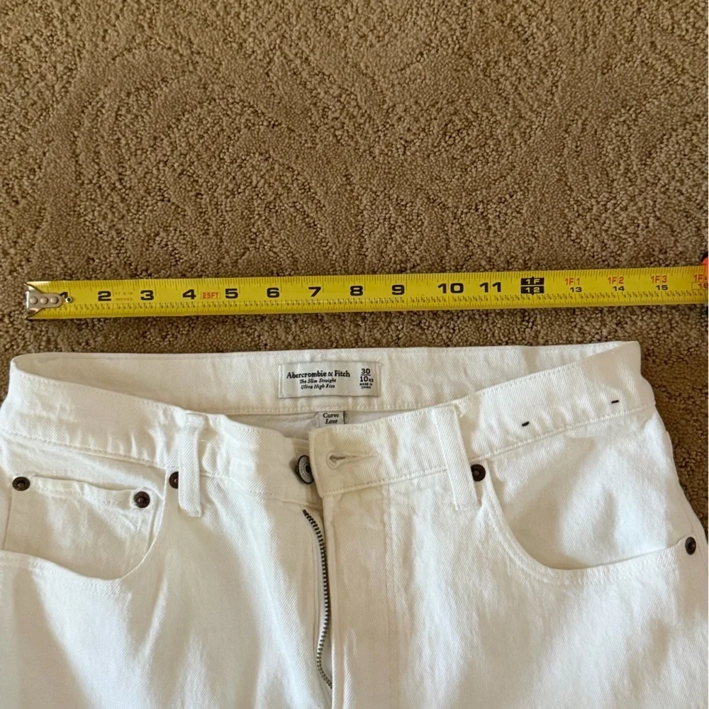 Abercrombie & Fitch Slim Straight Ultra High Rude Cream Curve Love Jeans, 10xs